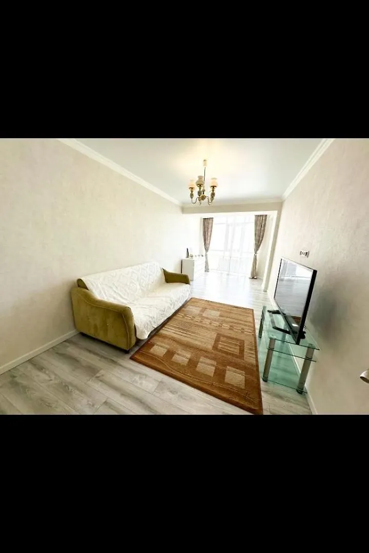 Ляззат Коктем Apartment Almaty 0*,